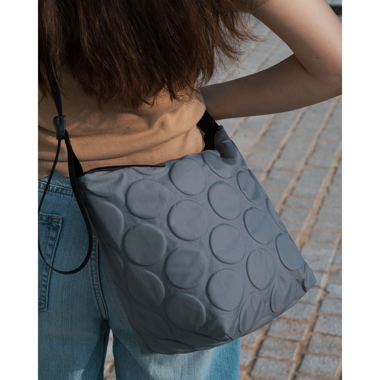 Dots Shoulder S, Grey