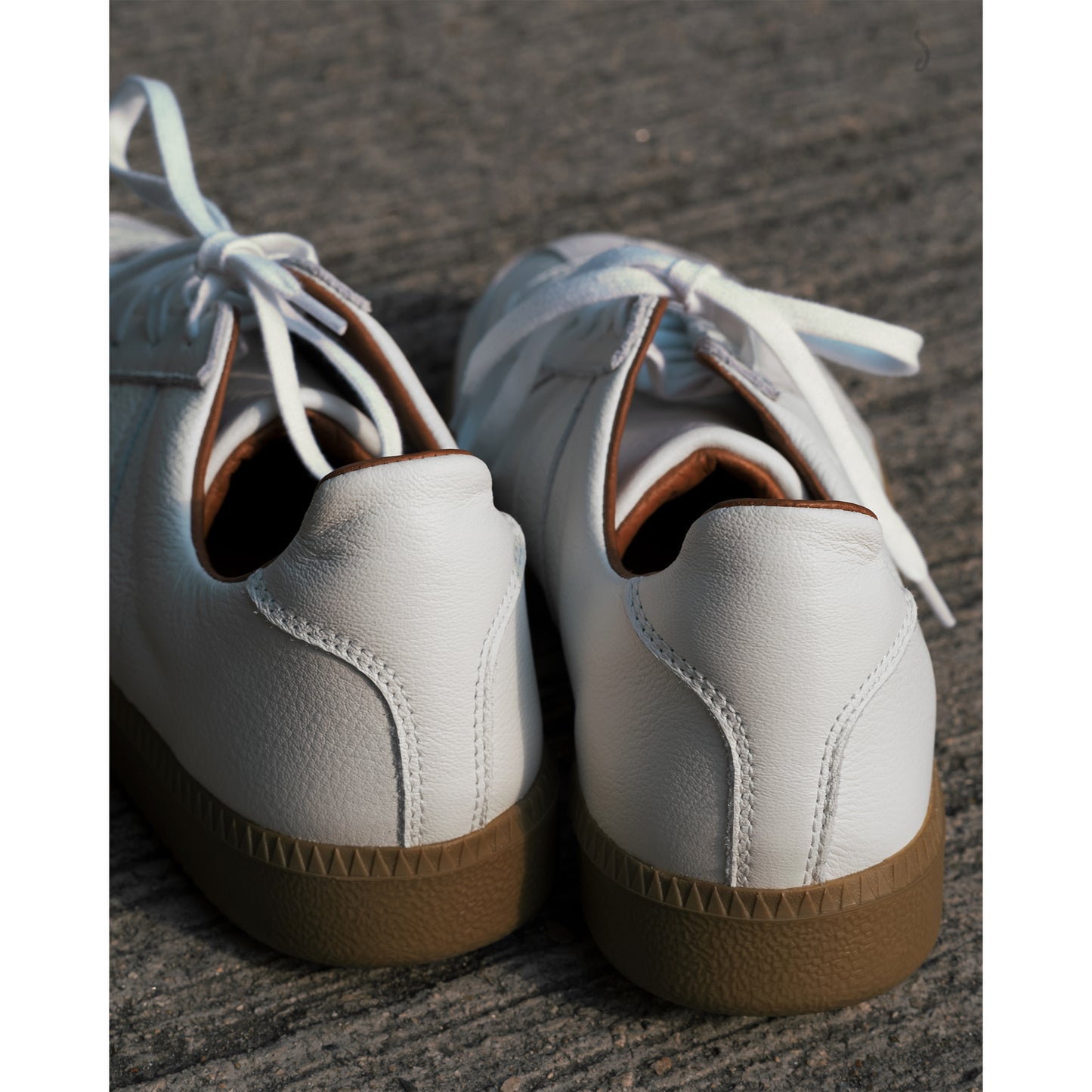 German Military Trainer, White