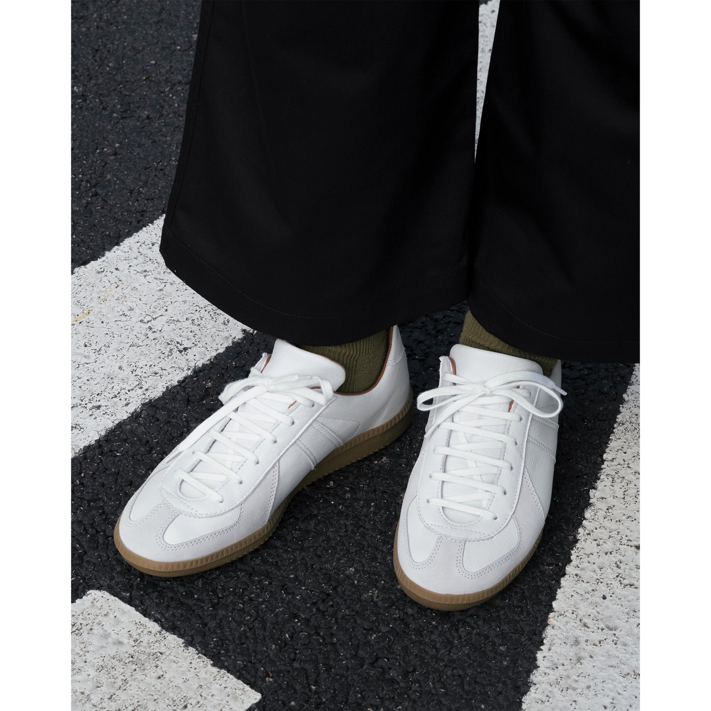 German Military Trainer, White