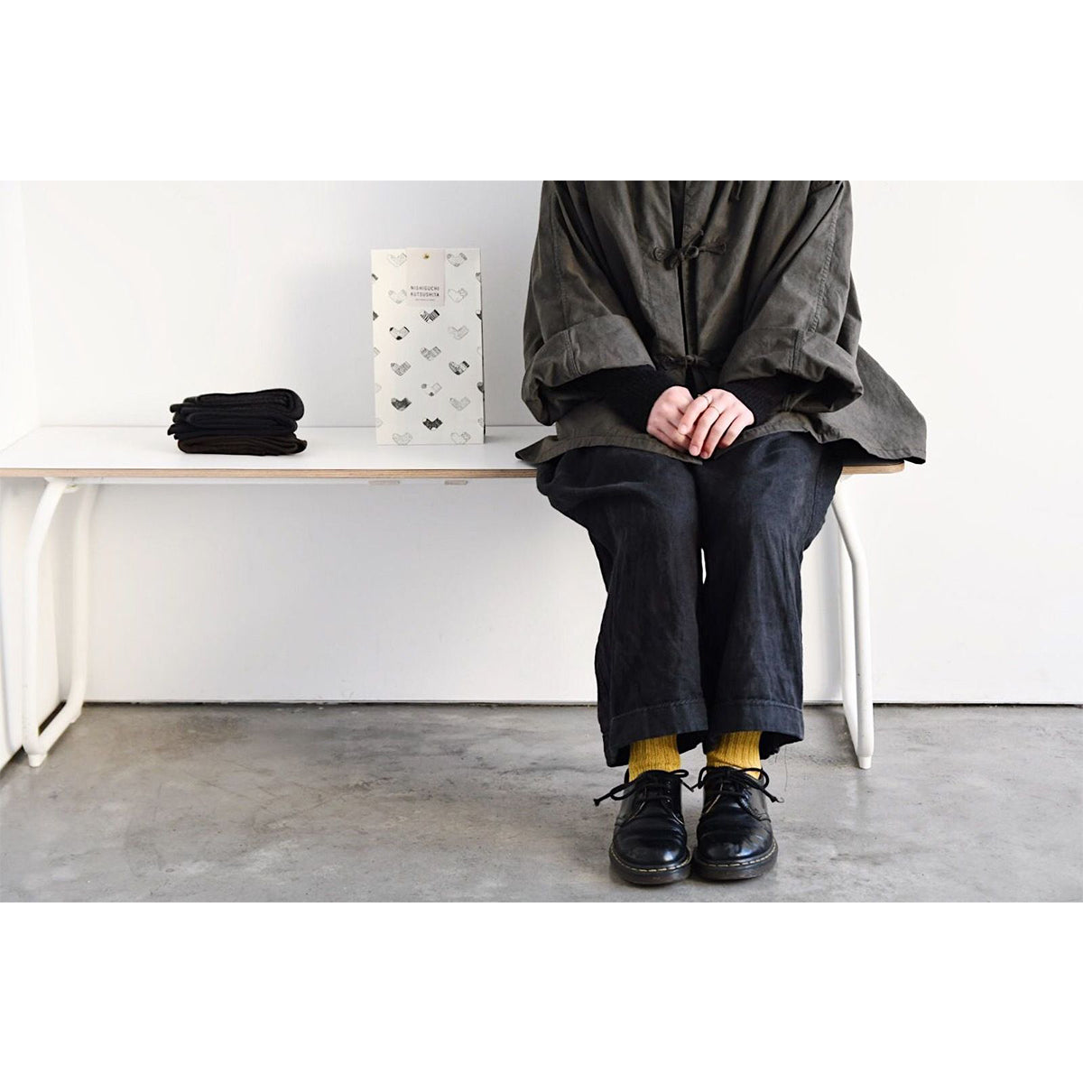 Nishiguchi Kutsushita Linen Ribbed Socks, Yellow