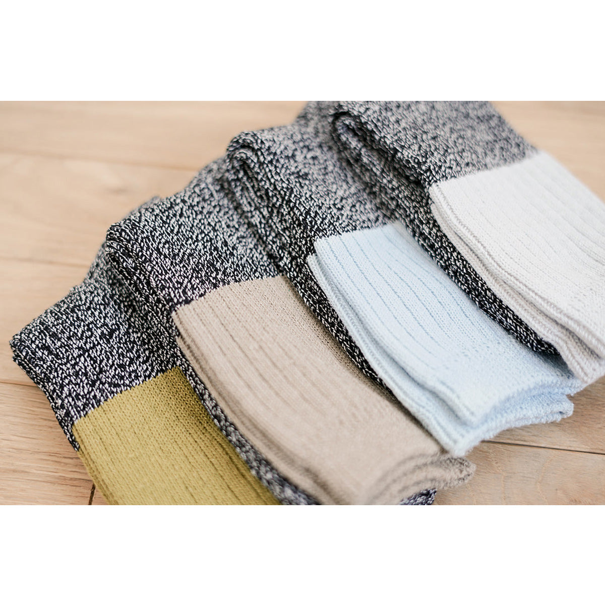 Memeri Cotton Two Tone Silk Ribbed Socks, Beige