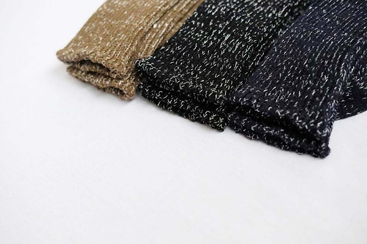 Nishiguchi Kutsushita Hemp Cotton Ribbed Socks, Khaki