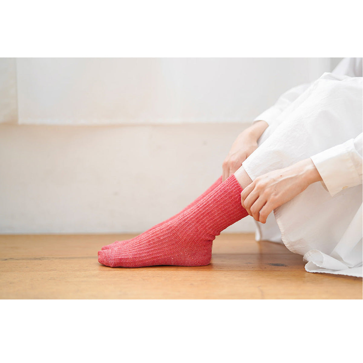 Memeri Linen Ribbed Socks, Red